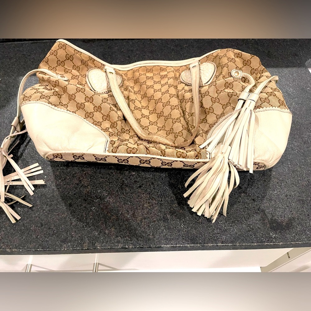 Beautiful Gucci bag